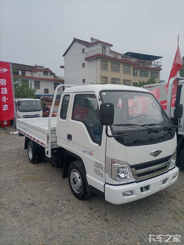 新款福田小卡之星2 汽油1.6L一排半 空调助力 电动车窗 大屏倒车影像！全款4万多！