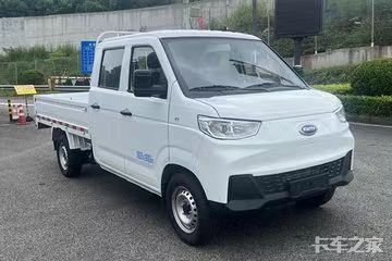 我开了一家装修公司，从第一步开始运输材料就得亲力亲为，那肯定要选省心靠谱的小货车，经过朋友的推荐，我选择了小象x5。
           这款车配液冷高能电池、支持多次充电不惧高温，高温工况充电时间