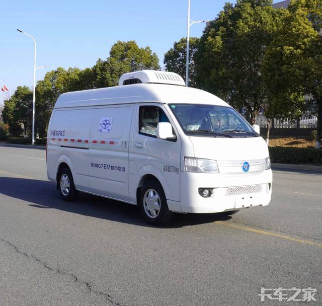 福田风景G7EV纯电动绿牌冷藏车(国六)
整车尺寸：5340*1695*2500（mm）
箱体尺寸：2900*1400*1420（mm）
精进牌/永磁同步电机（FTTB045）
宁德时代电池：53.5