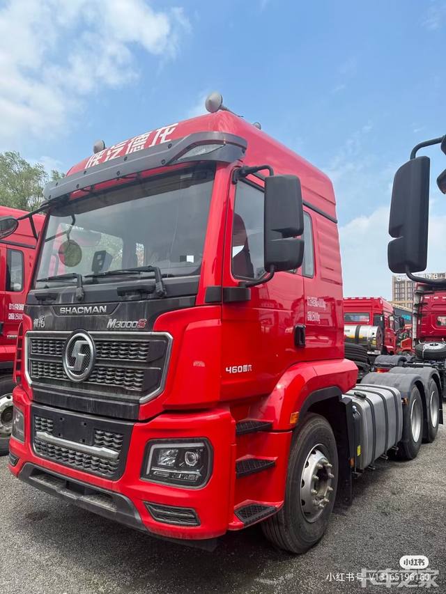 陕汽德龙M3000S：实力铸就行业标杆
 
在物流运输与工程建设领域蓬勃发展的当下，对运输车辆的性能、效率和可靠性提出了前所未有的高要求。陕汽德龙M3000S重磅登场，迅速在市场中崭露头角，成为众多用