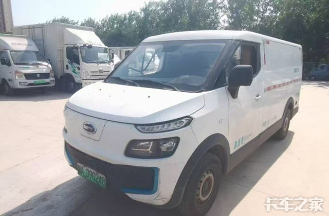 乡镇物流运输离不开开瑞海豚
咱是个在乡镇跑快递运输的，以前开个普通小面包车送快递，真是不行。乡镇的路本来就窄，再加上快递件又多又杂，小面包车空间小，装不了多少货，一趟趟跑下来，人累得够呛，效率还低。而